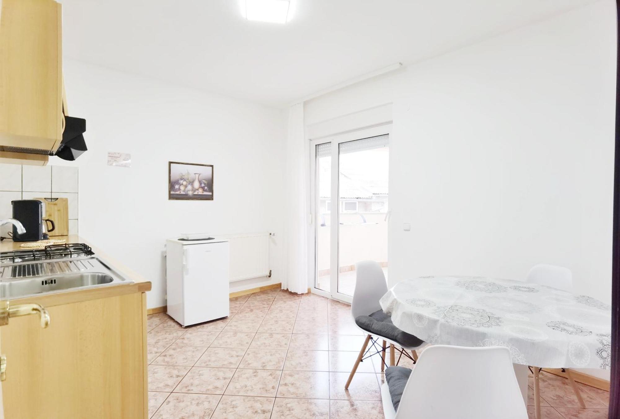 Lilu Apartments โวดีเซ ภายนอก รูปภาพ
