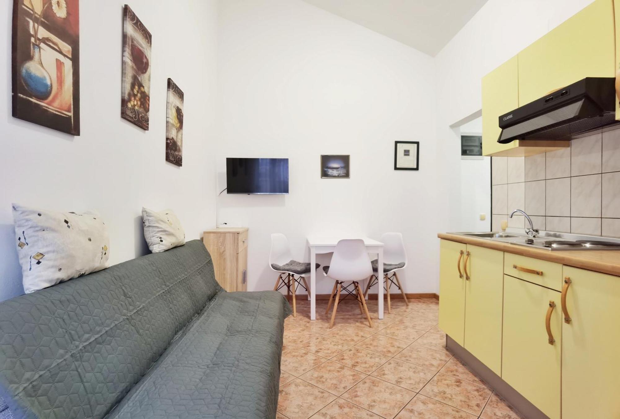 Lilu Apartments โวดีเซ ภายนอก รูปภาพ