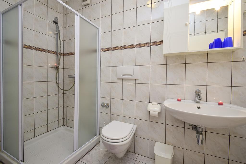 Lilu Apartments โวดีเซ ภายนอก รูปภาพ